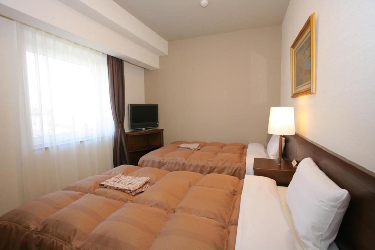 Hotel Route-Inn Koriyama Inter Exterior foto